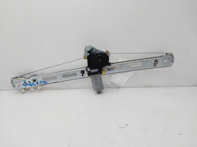 Mechanizm podnoszenia szyby drzwi przednich lewych 1687201146 MERCEDES