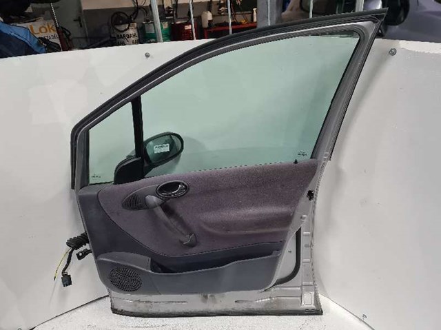 Mechanizm podnoszenia szyby drzwi przednich prawych 1687201246 MERCEDES