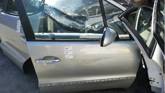 Drzwi przednie prawe 1687202005 MERCEDES