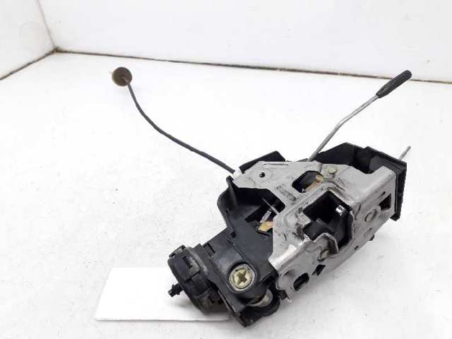 Zamek drzwi przednich prawych 1687202235 MERCEDES