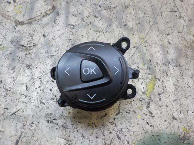 Zespół przełączników pod kierownicą 1687315 FORD