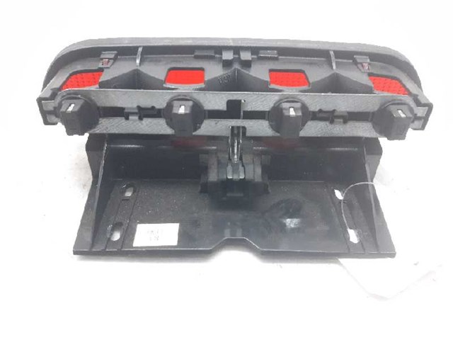 Lampa stop tylna dodatkowa 1688200056 MERCEDES