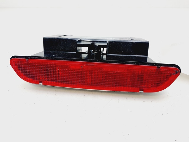 Lampa stop tylna dodatkowa 1688200056 MERCEDES