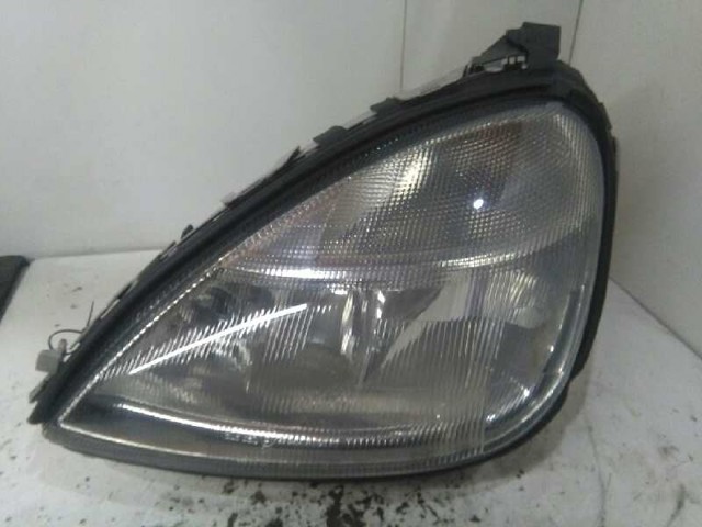 Reflektor lewy 1688200161 MERCEDES