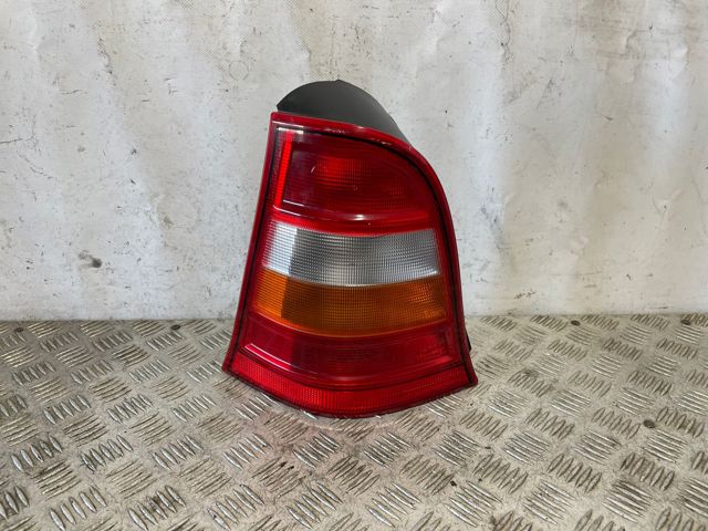 Lampa zespolona tylna lewa 1688200164 MERCEDES