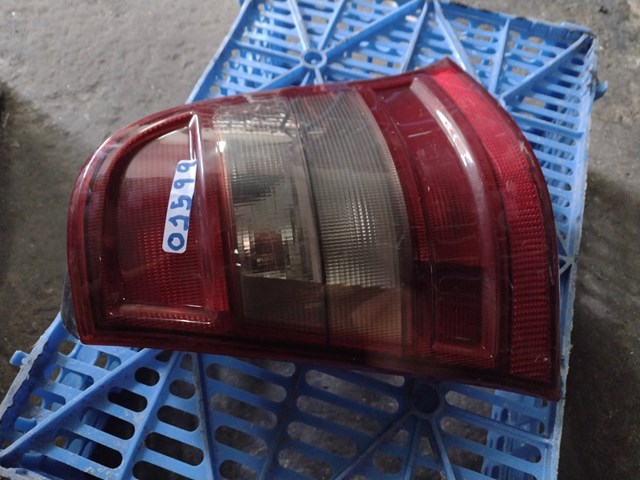 Lampa zespolona tylna lewa 1688200164 MERCEDES