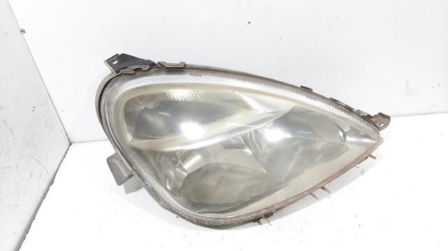 Reflektor prawy 1688201861 MERCEDES