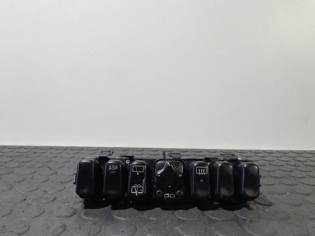 1688203610 Mercedes