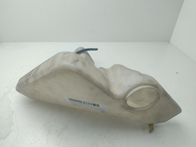 Zbiorniczek spryskiwacza szyb 1688690220 MERCEDES
