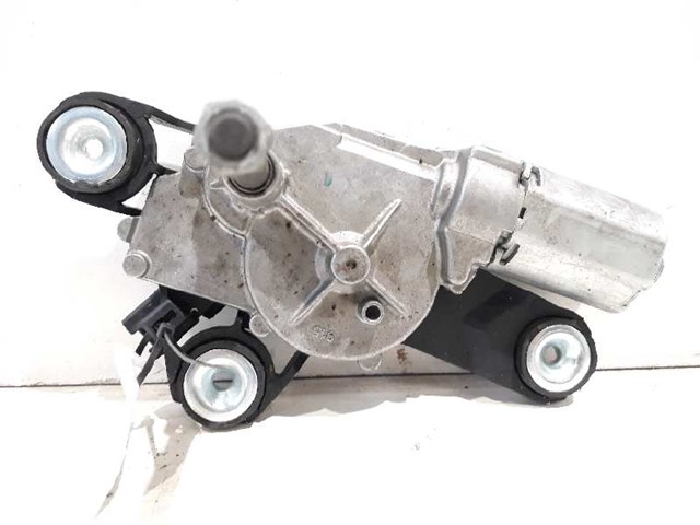1689913 Ford