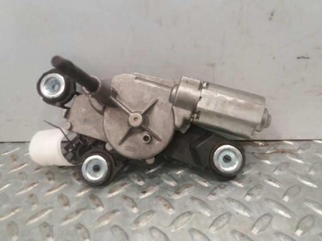 1689913 Ford
