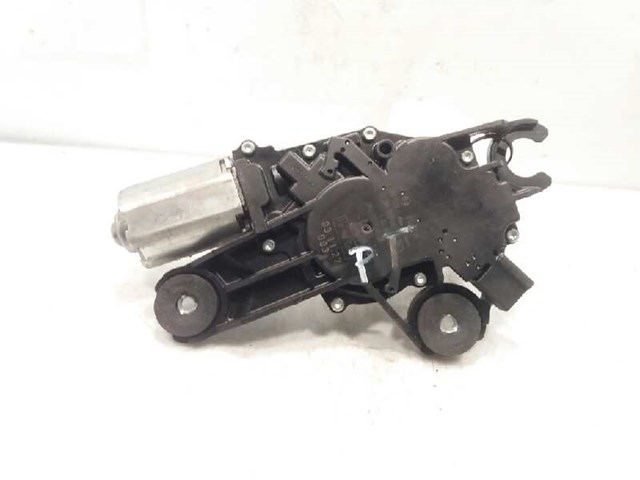 1689913 Ford