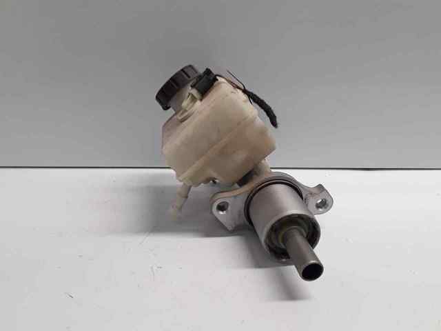 Główny cylinder hamulców 1694300101 MERCEDES