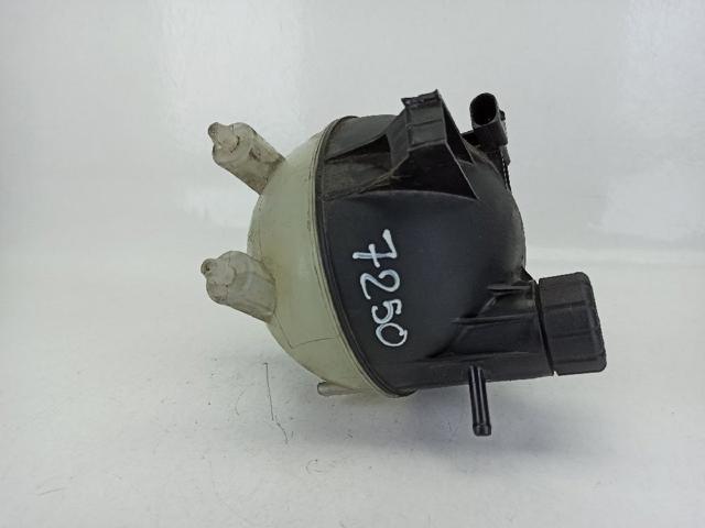 Zbiorniczek wyrównawczy układu chłodzenia 1695000149 MERCEDES