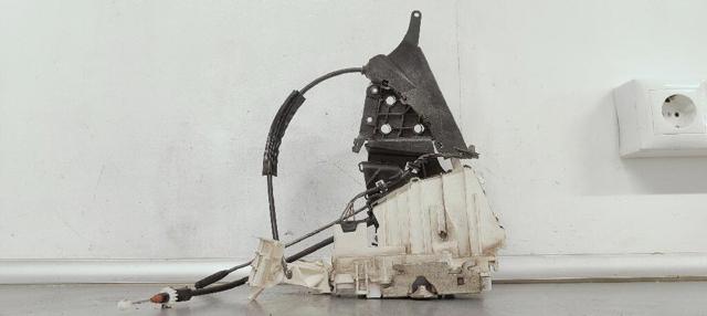 Zamek drzwi przednich prawych 1697202835 MERCEDES