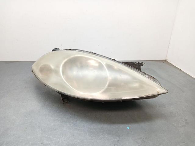 Reflektor prawy 1698200261 MERCEDES
