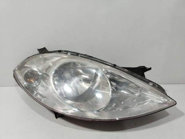 Reflektor prawy 1698200261 MERCEDES