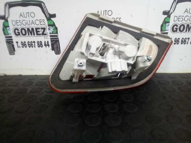 Lampa zespolona tylna prawa wewnętrzna 1698201664 MERCEDES