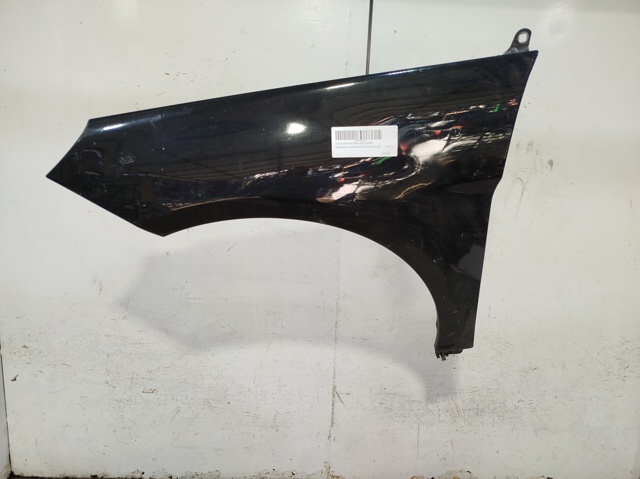 Błotnik przedni lewy 1698800718 MERCEDES