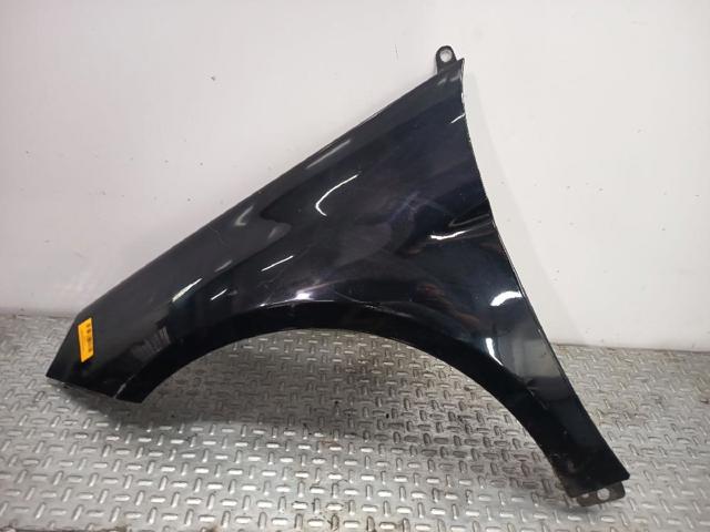 Błotnik przedni lewy 1698800718 MERCEDES