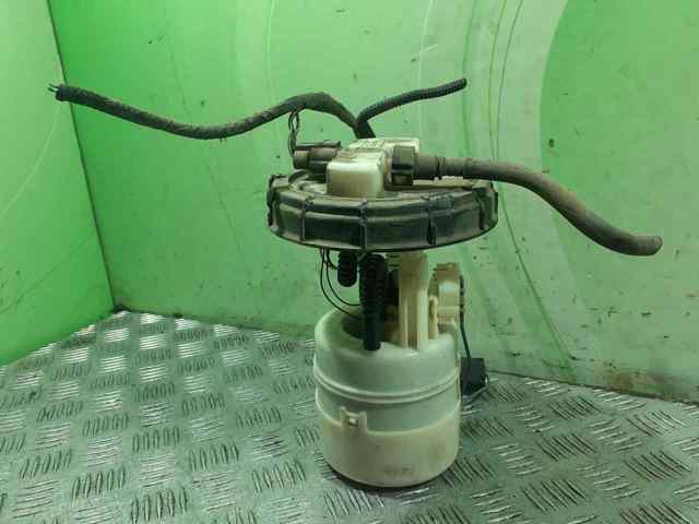 Moduł pompy paliwowej z czujnikiem poziomu paliwa 17040AX000 NISSAN