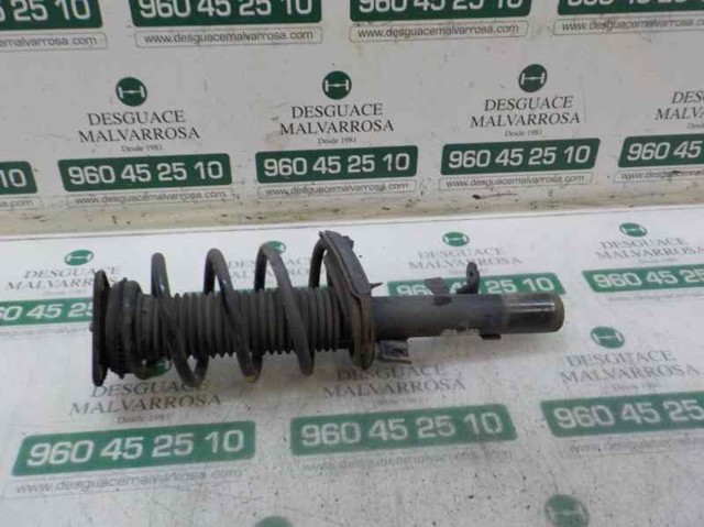 Amortyzator przedni Ford Focus 3 CB8