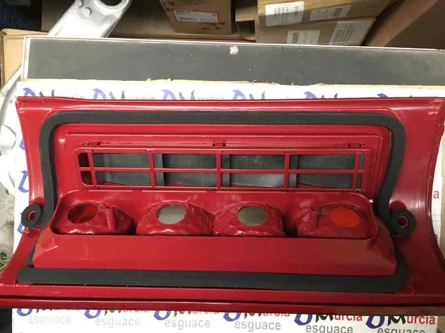 Lampa zespolona tylna prawa 1711075432 PEUGEOT