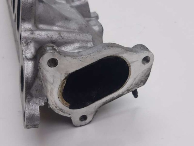 Kolektor ssący Toyota Avensis 2 T25