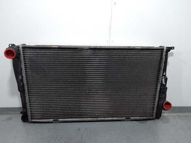 Chłodnica silnika 17117788903 BMW