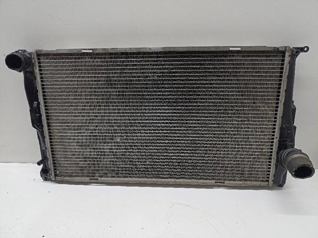 Chłodnica silnika 17117788903 BMW