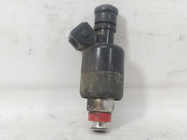 Wtryskiwacz paliwa 17120683 GM