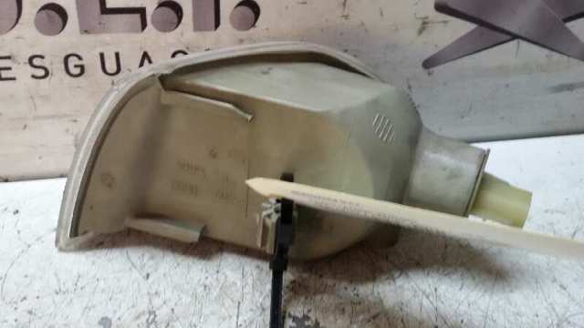 Powtarzacz kierunkowskazu na błotniku 1713542 OPEL