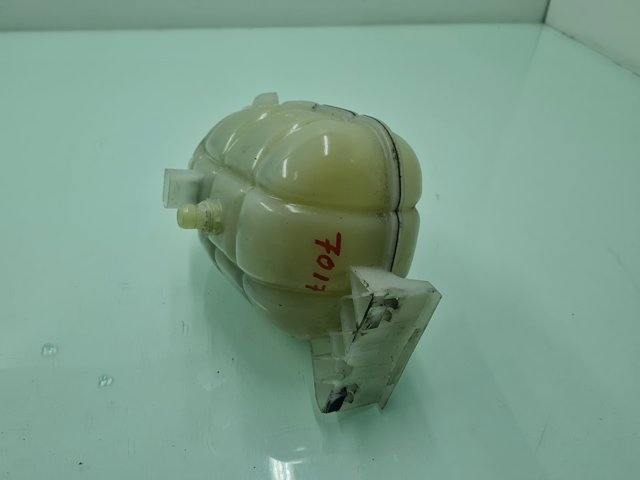 17137609468 BMW