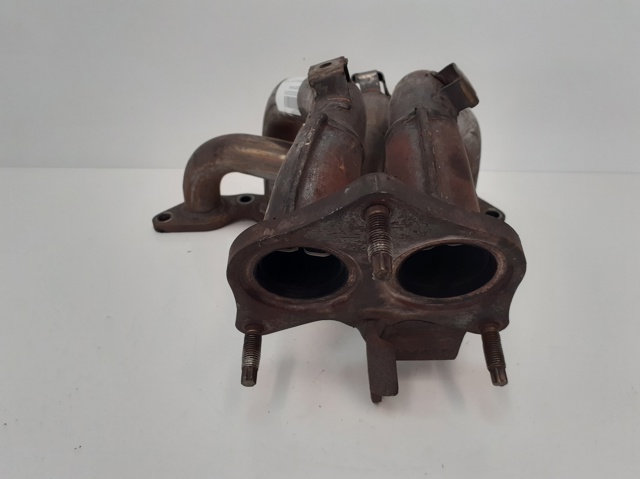 Kolektor wydechowy Toyota Avensis 1 T22