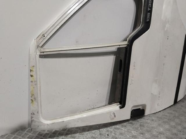 Drzwi przednie prawe 1717242 FORD