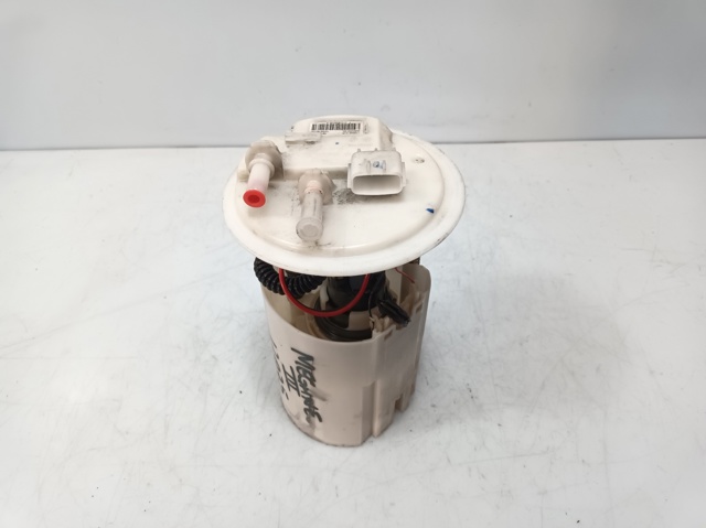 Moduł pompy paliwowej z czujnikiem poziomu paliwa 172026141R RENAULT