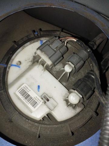 Moduł pompy paliwowej z czujnikiem poziomu paliwa 172026141R RENAULT