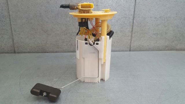 Moduł pompy paliwowej z czujnikiem poziomu paliwa 172027799R RENAULT