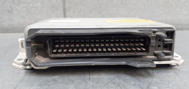 Kupić Sterownik silnika BMW 7  E32 w dobrej cenie
