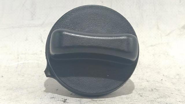 Korek wlewu paliwa 1725179973 NISSAN