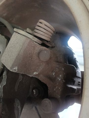 Zacisk hamulcowy tylny prawy 1738987 FORD