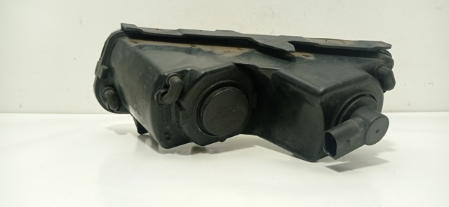 Lampa przeciwmgielna lewa 174159 VAG