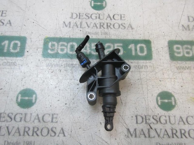 1751682 Ford