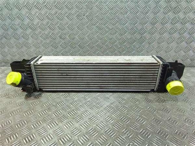 Chłodnica intercoolera 17517617598 BMW