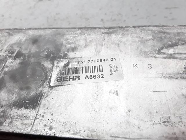 Chłodnica intercoolera 17517790846 BMW