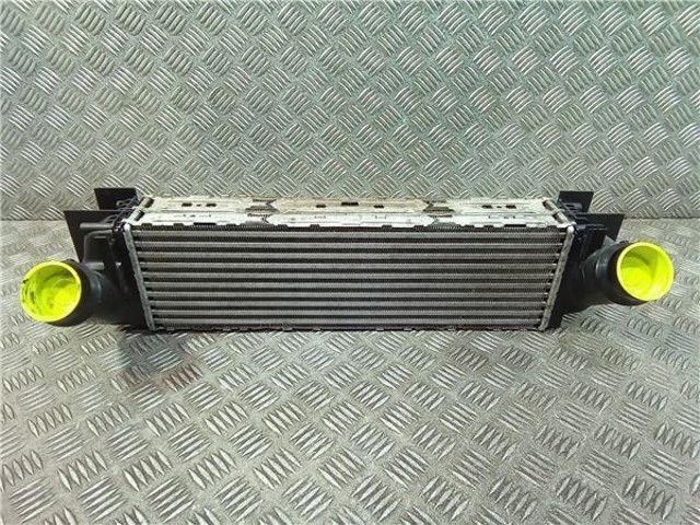Chłodnica intercoolera 17517823570 BMW