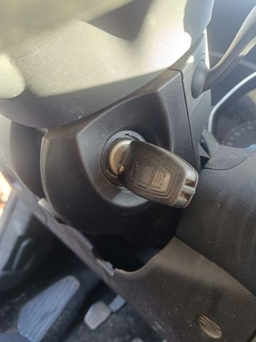 1758588 Ford