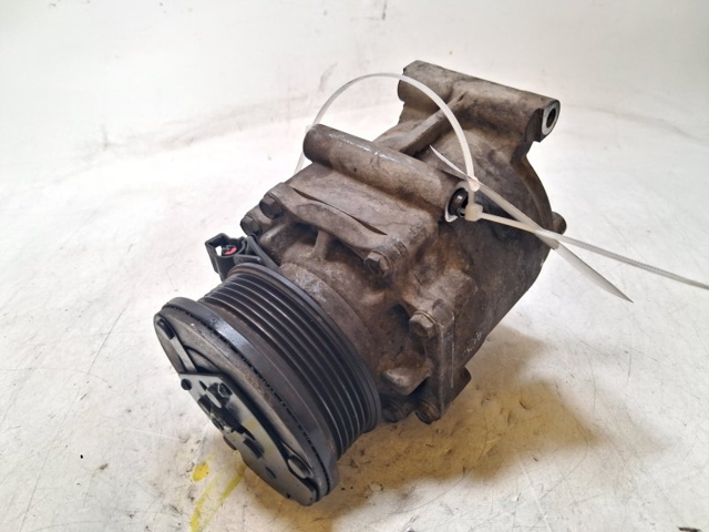 Sprężarka klimatyzacji 1763935 FORD