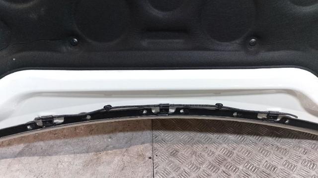 Maska silnika 176880005764 MERCEDES