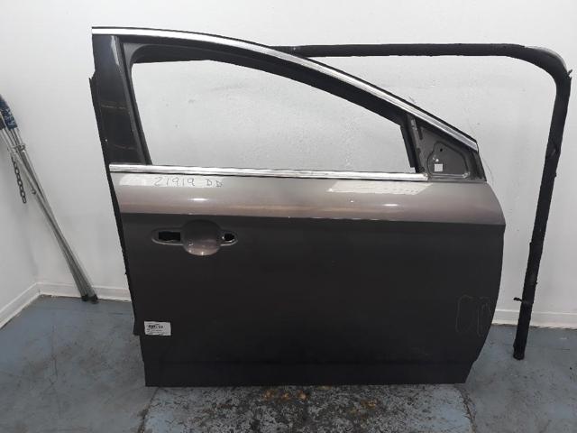 Drzwi przednie prawe 1778161 FORD